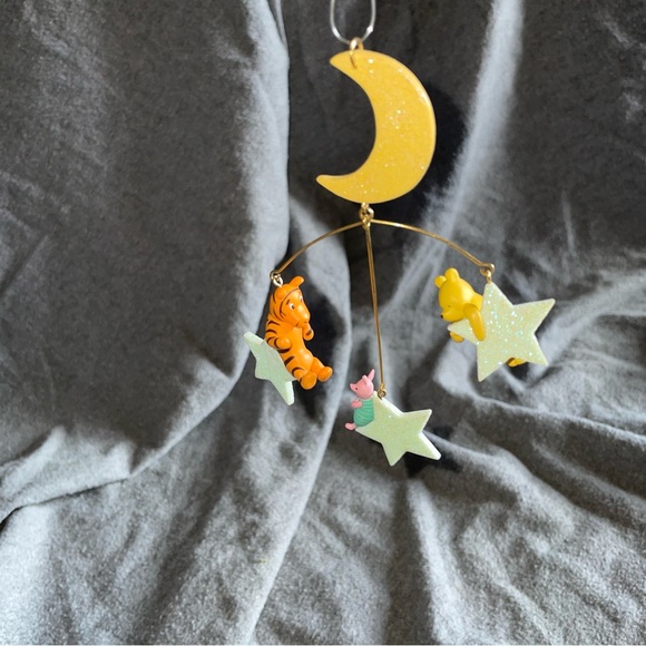 Hallmark Keepsake Ornament 'Twinkle Twinkle' Winnie the Pooh Christmas NEW 2003 - Picture 3 of 3